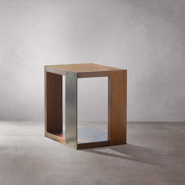 Shift Side Table