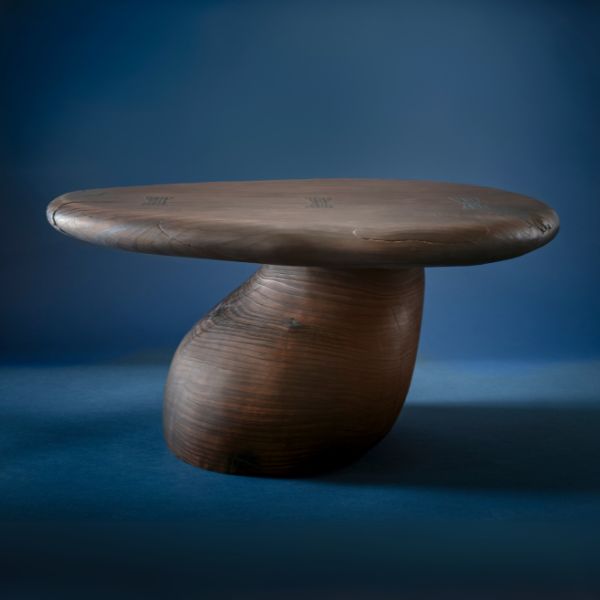 Falcon Table